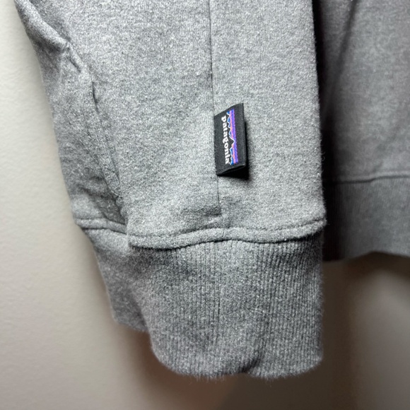 Patagonia Mens Fitz Roy Bison Uprisal Hoodie Sweatshirt Gray Graphic 39582 Small - Picture 9 of 11